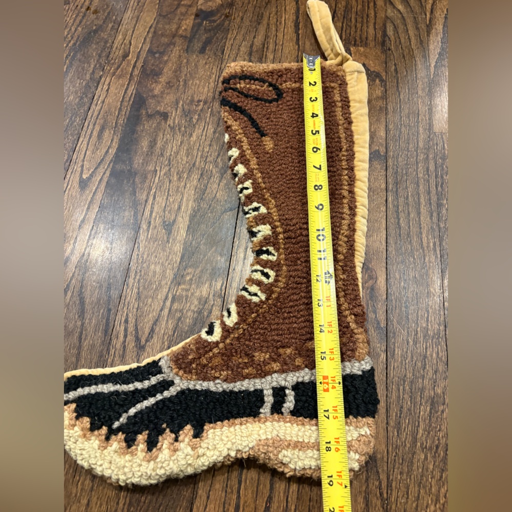 Hooked Wool Hunting Boot Stocking - Picture 4 of 7
